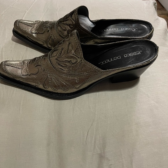 Jessica Bennett Gold/Bronze Leather Clogs. EUC - Picture 2 of 5